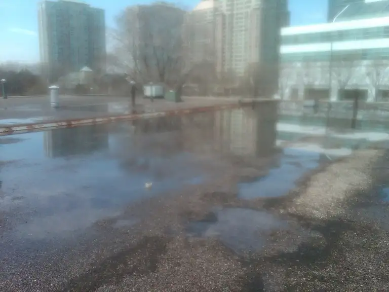 18,000 ft² Warehouse Leaking Badly